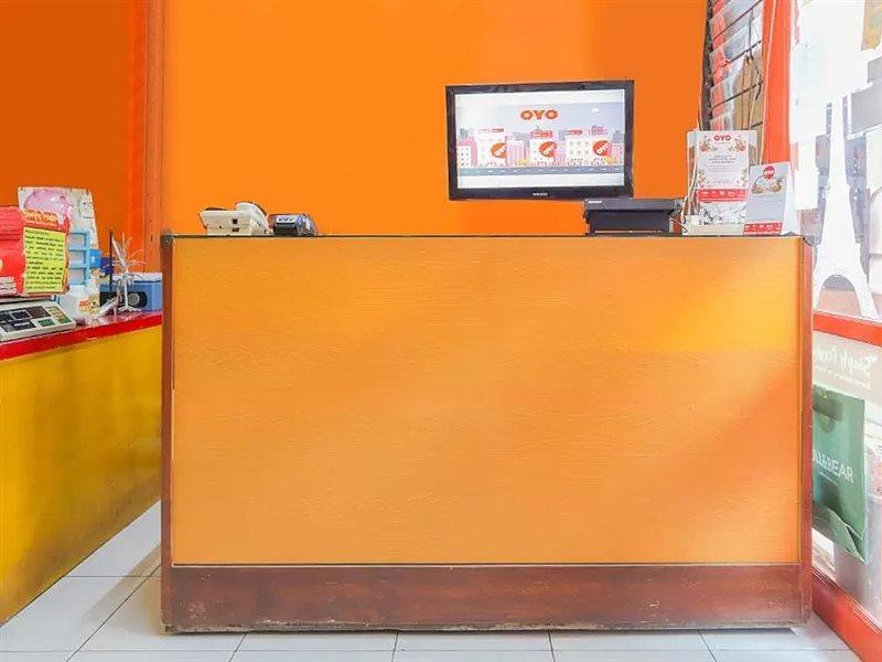 De Oranje Room Depok Buitenkant foto