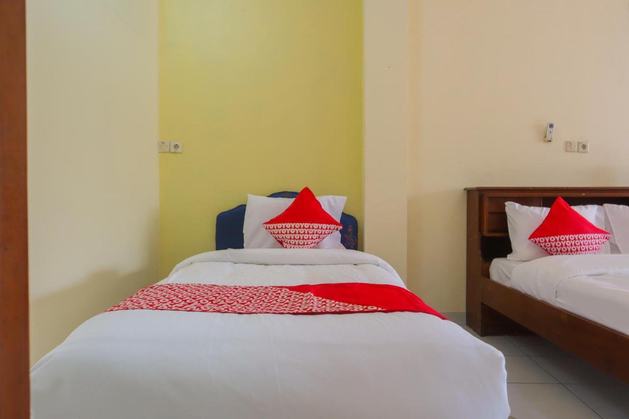 De Oranje Room Depok Buitenkant foto