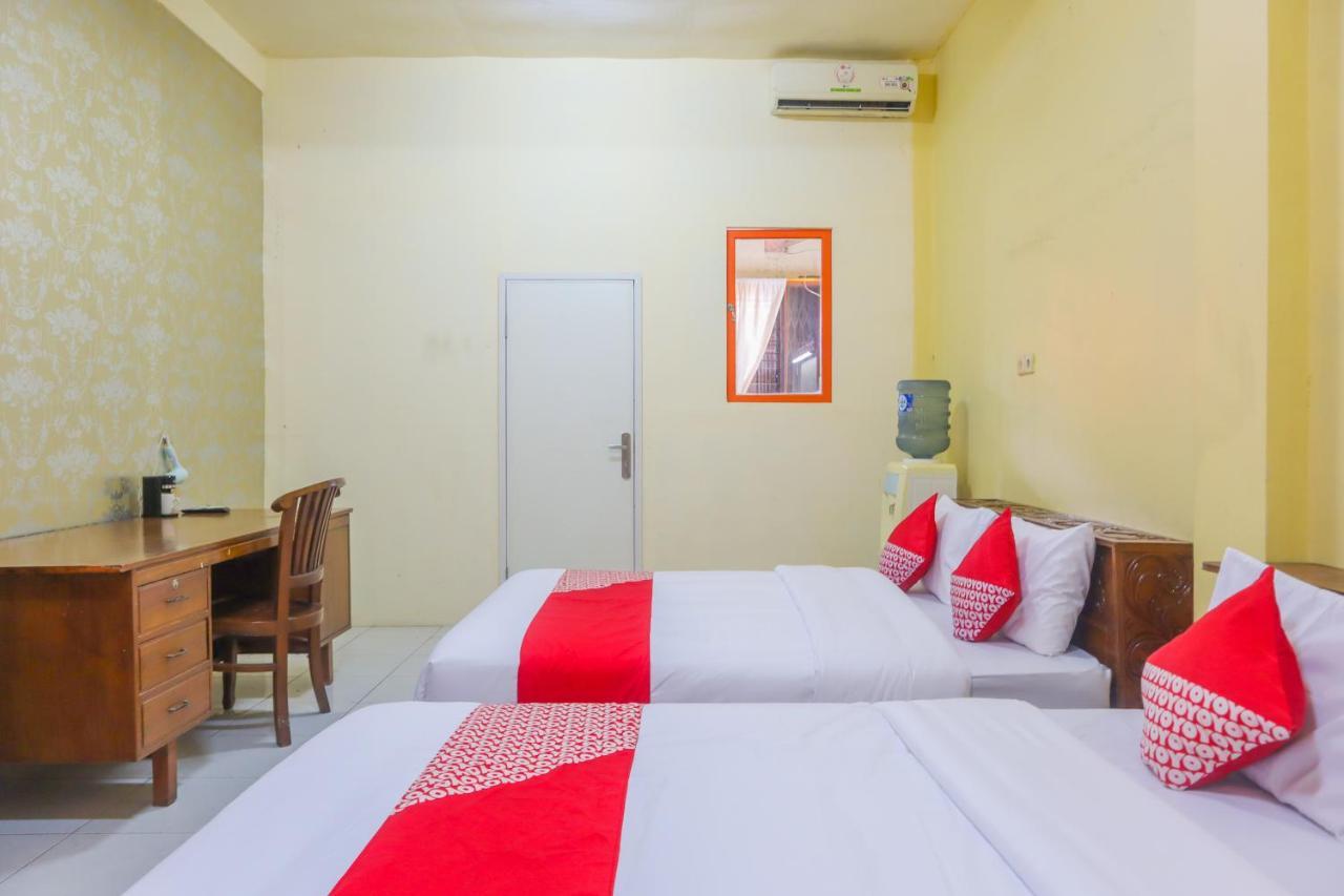 De Oranje Room Depok Buitenkant foto
